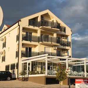 D8 Frühstückspension Zadar